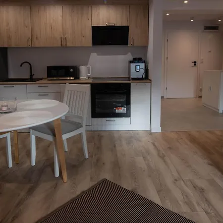 Spacious & Functional With Workspace By Renters * Ostrow Wielkopolski